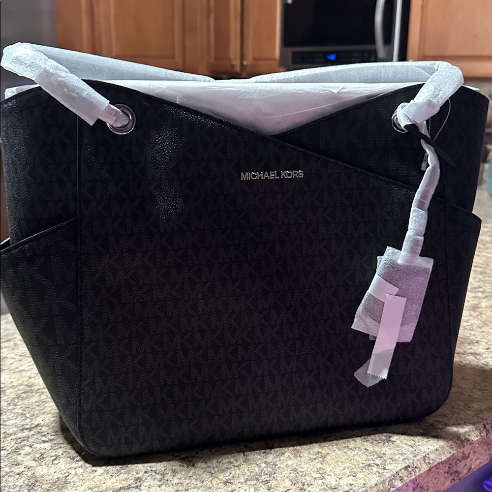 Large Black Michael Kors Tote-Silver Hardware NWT - Picture 3 of 7